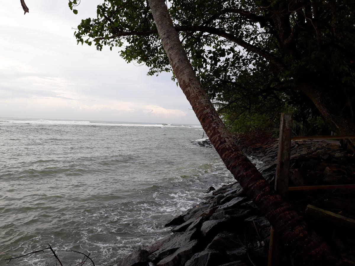 Himawari Beach Villa Matara Exterior photo