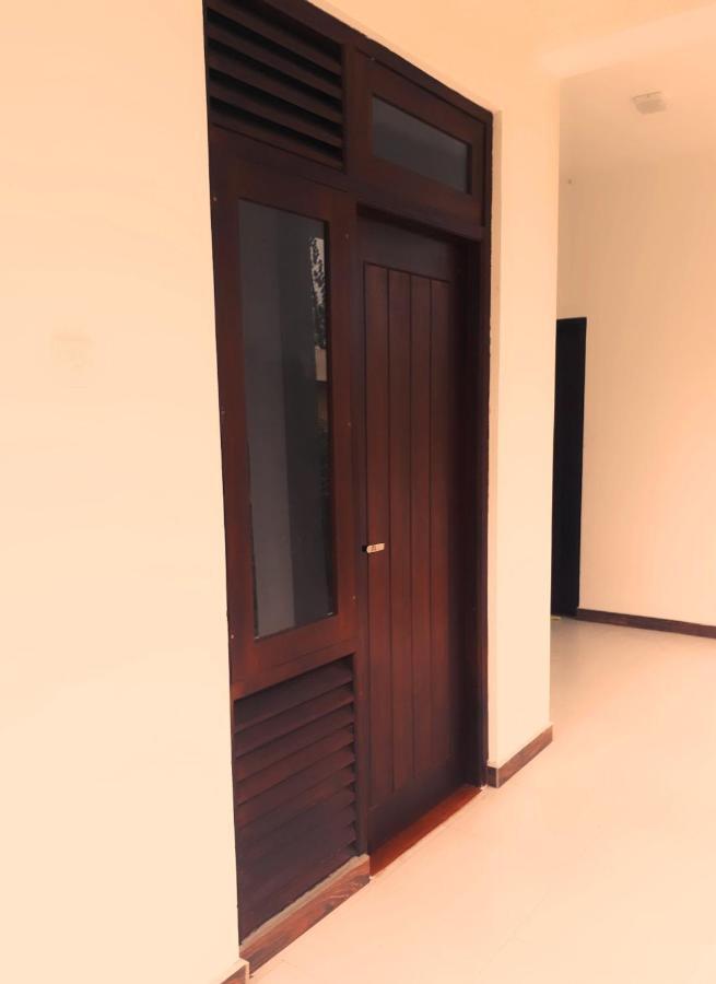 Himawari Beach Villa Matara Exterior photo